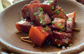 Braised Pork Belly in Soy Sauce