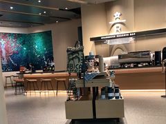 -星巴克臻选(上海合生汇1F店)