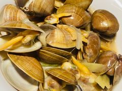 -赶海部落海鲜城(海阳路店)