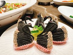 -海派悦庭·海胆烧麦·新融合菜(凯德广场店)