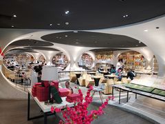 -钟书阁(珍园店)