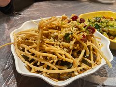 皮蛋拌馓子-霄汉羊排(万松园一店)