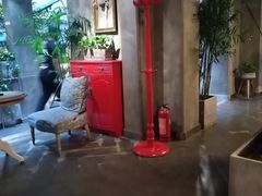 -HIGH FIVE哈福手工汉堡(桂林路店)