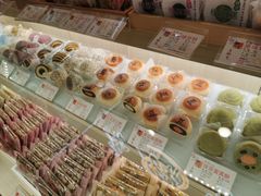 -唐饼家(龙之梦购物中心虹口店)