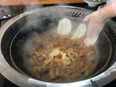 -三里屯土灶炖公鸡地锅鸡(江东店)