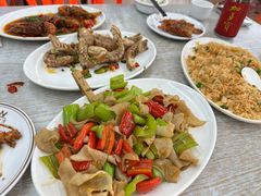 -红月湾海鲜饭店•沙滩海景(双月湾店)