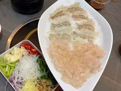 生腌虾-官塘陈记鱼生·潮汕砂锅粥·潮汕生腌牛肉火锅(潮枫路总店)