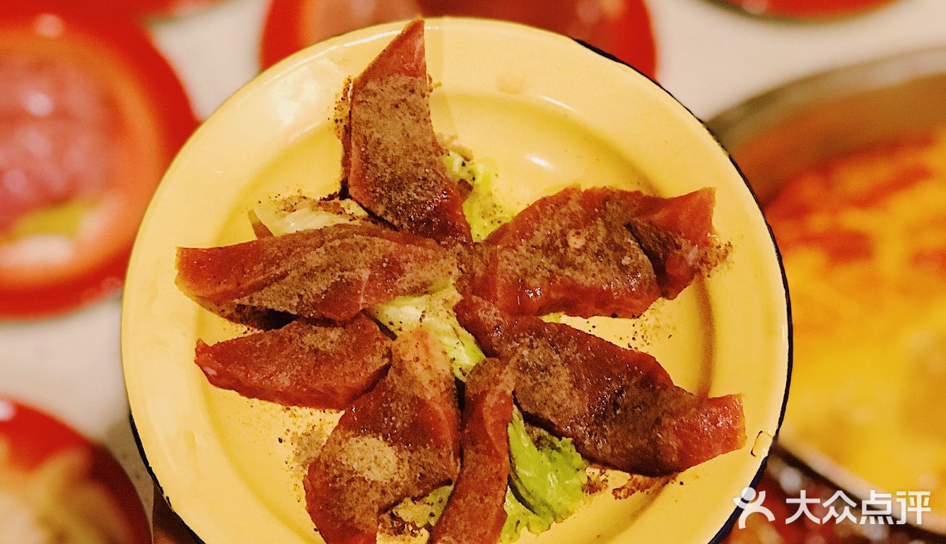 拥有成都红的陈艳红 今夏红遍成都