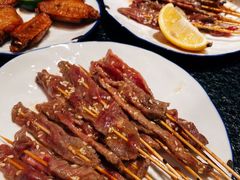 -何妹湿辣牛肉·粤式烧烤砂煲(桂雅路店)