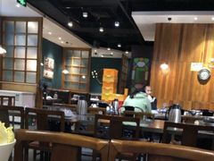 大堂-胡须佬鸡煲四季火锅店(石厦西村直营店)