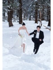 -樱花婚纱摄影