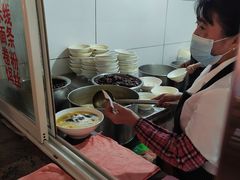 -文山荷鲜居(翠湖店)