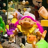 眼睛… 我是一個喜歡收藏 眼睛裝飾品的愛好者！