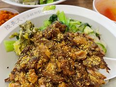 秘制脆皮猪脚饭-陆长玖古法猪脚饭(玄风桥店)