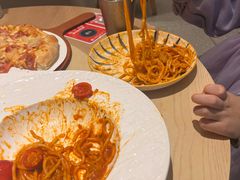 -必胜客(璞丽中心店)
