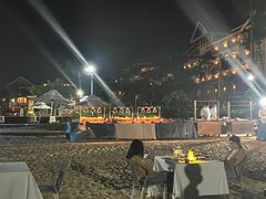 -亚龙湾希尔顿自助餐厅·海鲜·烧烤·沙滩BBQ·现场乐队