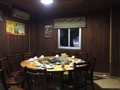 包厢-玉和山庄农家菜