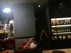 -星巴克(哈尔滨新一百店)