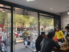 大堂-山北老老头馄饨