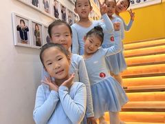 -飞童凡响艺术学校(松江区九里亭校区)