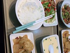 -老乡鸡(西岸凤巢店)