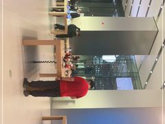 -Apple零售店(华贸购物中心店)