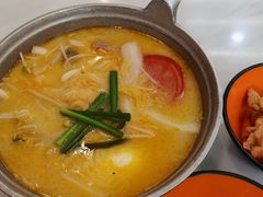 -汤小云火锅米线(钻汇广场店)