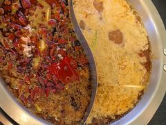 -沸炉重庆老火锅(军事博物馆店)