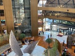 -上海滴水湖皇冠假日酒店