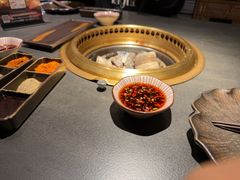 -铭牛烧肉·和牛海鲜自助(高新月牙湖店)