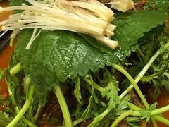 土豆排骨火锅-喇喇排骨火锅·传统韩式脊骨汤(望京西园总店)