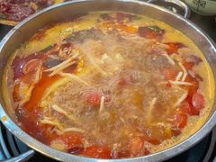 -黄利砖万峰林布依特色酸笋牛肉馆