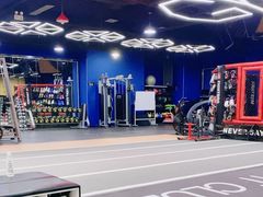 -成杰格斗·拳击·柔术·防身术(建设路店)