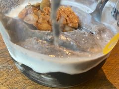 黑芝麻蜂蜜果仁麦片酸奶杯-Wagas(凤凰汇店)
