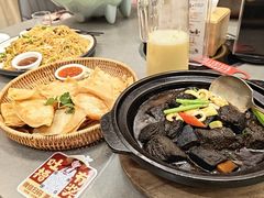-202特色排档(洪文店)