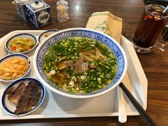 -陇兴楼兰州拉面(西安咸阳国际机场店)