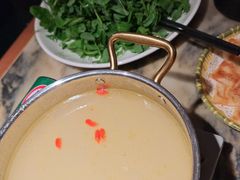 -梁家大院•农家菜(昆山会展中心店)