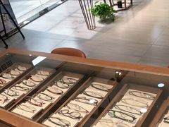 -一代眼镜·蔡司配镜(浦东大拇指广场店)