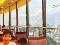 -江阴国际大酒店-旋转自助餐厅