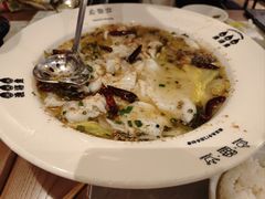 -渔语鱼新川菜Bistro(万象天地店)