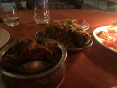 -Lake Shore Hotel & Restaurant