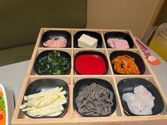-海底捞火锅(九久奥特莱斯店)