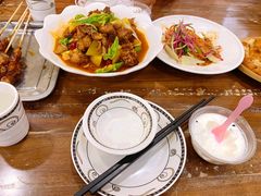 -清真·玛丽亚新疆菜主题餐厅(浙江中路店)