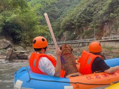 -安吉龙王山峡谷漂流