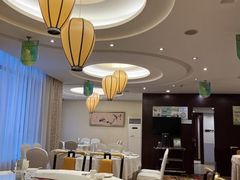 -扬州中集格兰云天大酒店