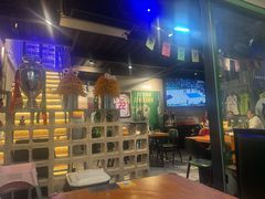-京狮炙燥·精酿烧烤(首经贸店)
