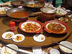 -富正毅三下锅·湘西韵味(天门山索道店)