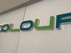 -卡罗酒店(东门晒布地铁站店)