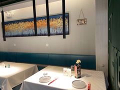 大堂-印湘·剁椒鱼头(安宁庄店)