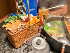 -三出山火锅(南京万象天地店)